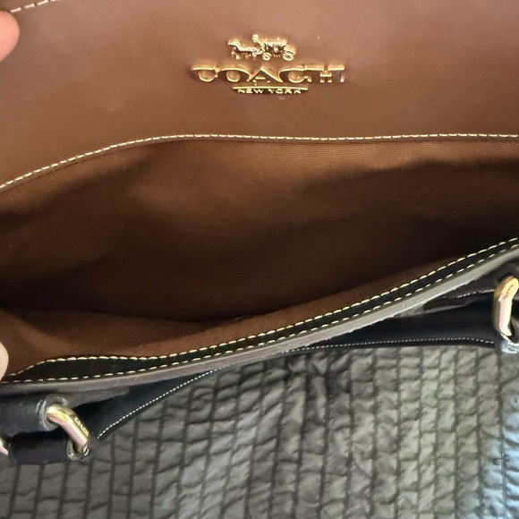 LIKE NEW!!! Coach Tan/Brown Signature Satchel with Black Trim - Picture 6 of 9